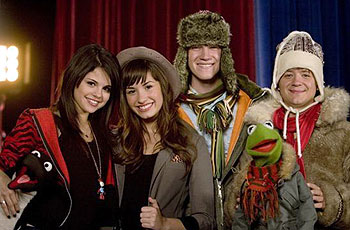 Selena Gomez, Demi Lovato, Jason Dolley, Kermit the Frog, Jason Earles and a penguin